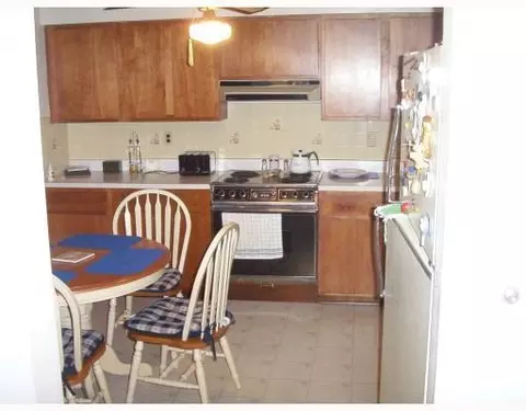 1277 Holly, Springfield, OH 45504 photo 3