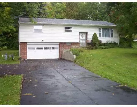 1277 Holly, Springfield, OH 45504 photo 1