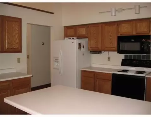 1206 Old Farm Ln #.., Springfield, OH 45503 photo 6