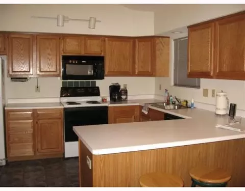 1206 Old Farm Ln #.., Springfield, OH 45503 photo 7