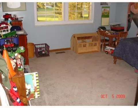 2122 E Possum, Springfield, OH 45502 photo 8