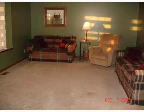 2122 E Possum, Springfield, OH 45502 photo 5