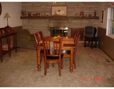 2122 E Possum, Springfield, OH 45502 photo 7