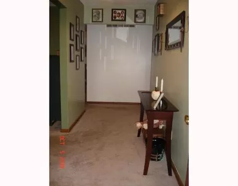 2122 E Possum, Springfield, OH 45502 photo 4