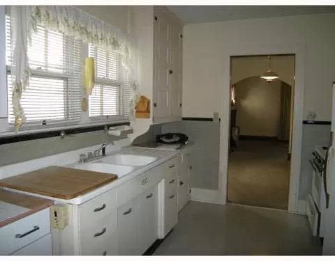 1630 W North St, Springfield, OH 45504 photo 8