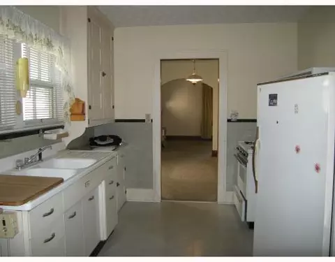 1630 W North St, Springfield, OH 45504 photo 9