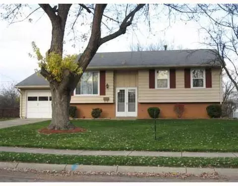 1716 Marinette Dr, Springfield, OH 45503 photo 1