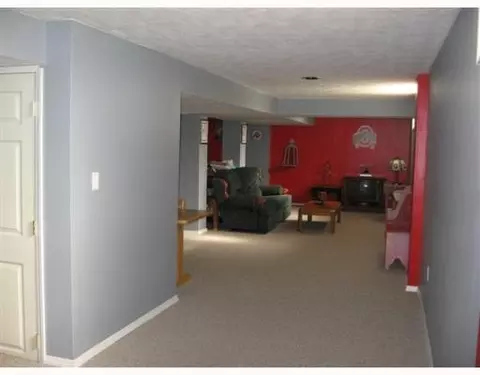 4141 Carona St, Springfield, OH 45503 photo 10