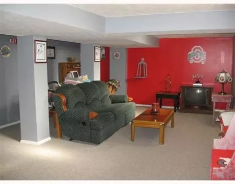 4141 Carona St, Springfield, OH 45503 photo 9