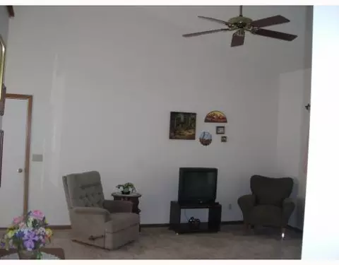 1235 Old Farm Ln #., Springfield, OH 45503 photo 2