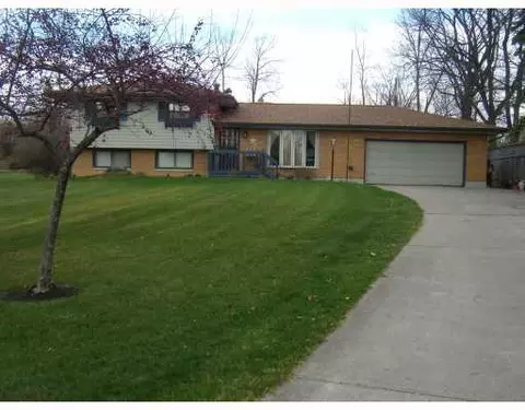 1940 Winding Trl, Springfield, OH 45503 photo 1