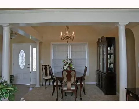 4303 Old Columbus Rd, Springfield, OH 45502 photo 3