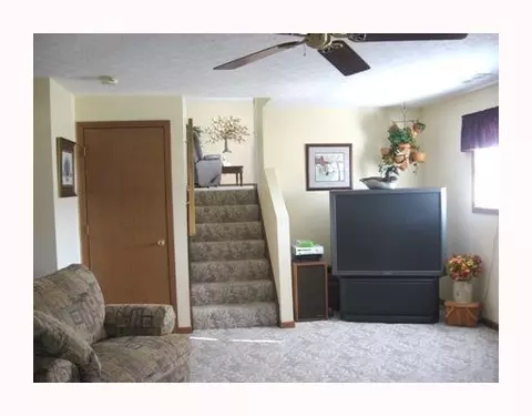 7428 Deer Crk, Springfield, OH 45502 photo 6