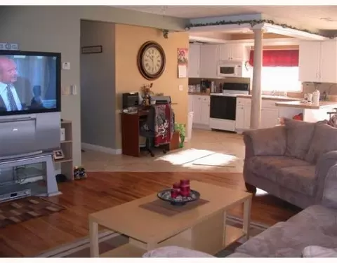 2205 Sunnyland Blvd, Springfield, OH 45506 photo 3