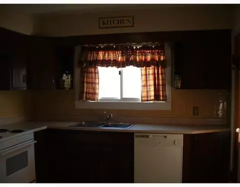 360 Ridge Rd, Springfield, OH 45503 photo 4