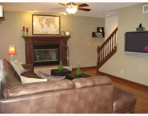 1319 Willow Chase Cir, Springfield, OH 45502 photo 7