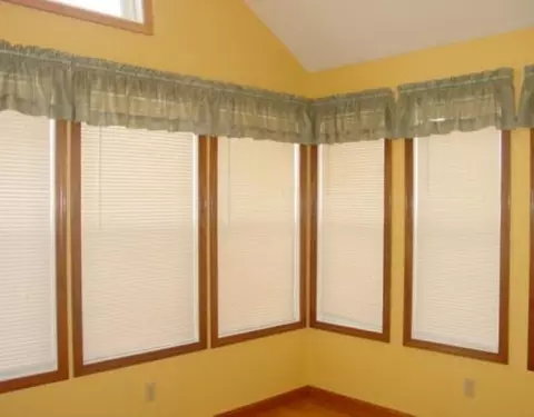 258 W Pleasant St, De Graff, OH 43318 photo 3
