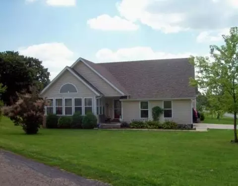 258 W Pleasant St, De Graff, OH 43318 photo 1