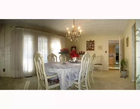 2845 Poplar Dr, Springfield, OH 45504 photo 5