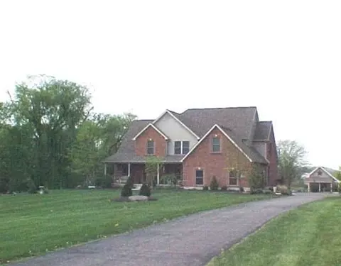 5703 S Tecumseh, Springfield, OH 45502 photo 2