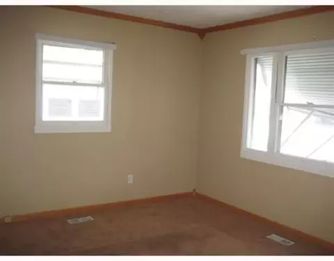 2504 Leland Dr, Springfield, OH 45505 photo 2