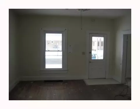 2001 Clifton Ave, Springfield, OH 45505 photo 3