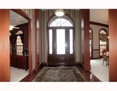 6600 Zerkle Rd, Springfield, OH 45502 photo 2