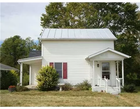 7911 Old Clifton Rd, Springfield, OH 45502 photo 2