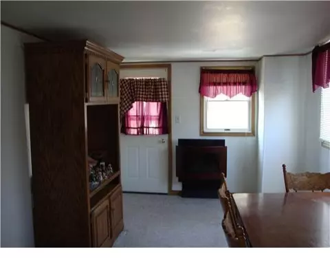 7911 Old Clifton Rd, Springfield, OH 45502 photo 7
