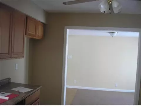 1803 Victory, Springfield, OH 45505 photo 5