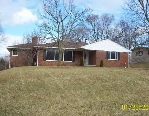 186 Meadow Ln, Springfield, OH 45505 photo 1
