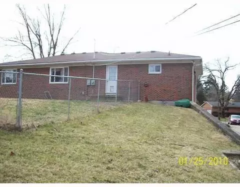 186 Meadow Ln, Springfield, OH 45505 photo 6