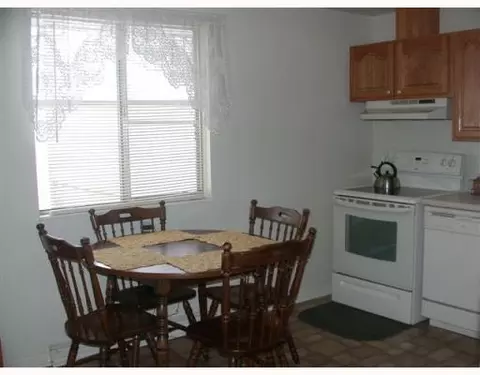 4301 Carona St, Springfield, OH 45503 photo 9
