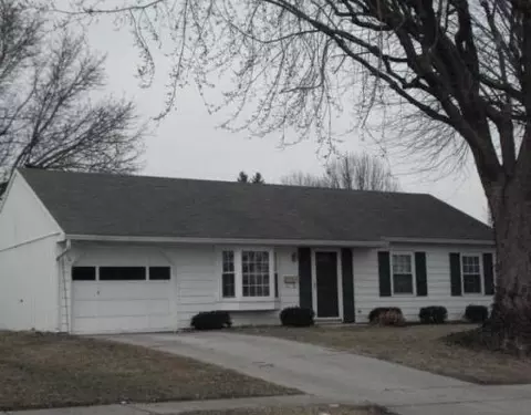1418 Hyannis Dr, Springfield, OH 45503 photo 1