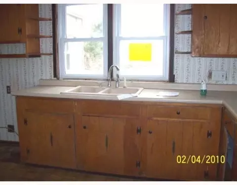 6187 Springfield-jamestown Rd, Springfield, OH 45502 photo 3