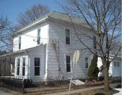 122 Center St, Tremont City, OH 45372 photo 2