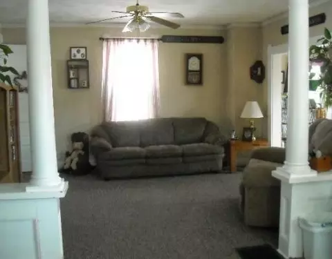 122 Center St, Tremont City, OH 45372 photo 4