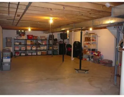 3952 Delmar Cir, Springfield, OH 45503 photo 12