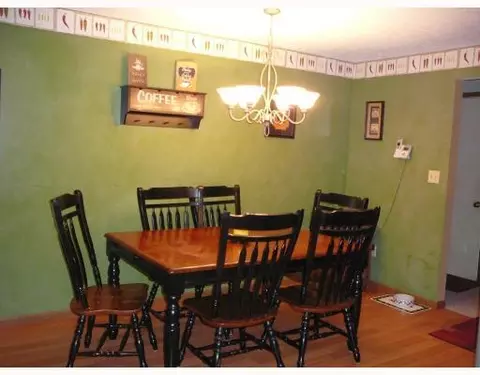 3952 Delmar Cir, Springfield, OH 45503 photo 7