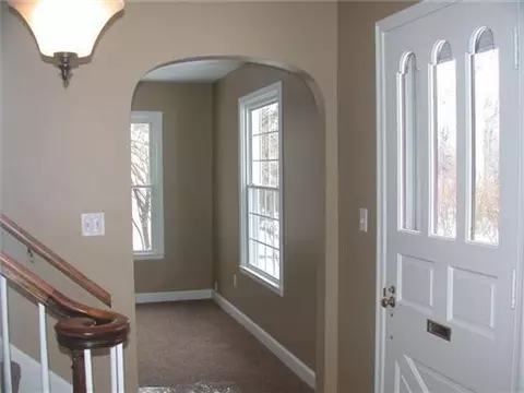 621 Tanglewood, Springfield, OH 45504 photo 2