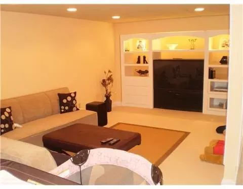 1210 Greenoak Ct, Springfield, OH 45503 photo 7