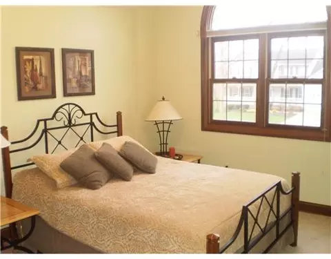 1210 Greenoak Ct, Springfield, OH 45503 photo 11