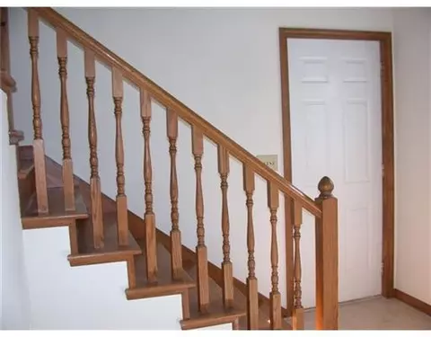 460 Aberfelda Ct, Springfield, OH 45504 photo 9