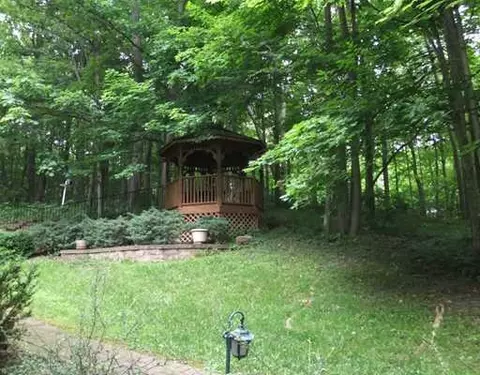 460 Aberfelda Ct, Springfield, OH 45504 photo 8