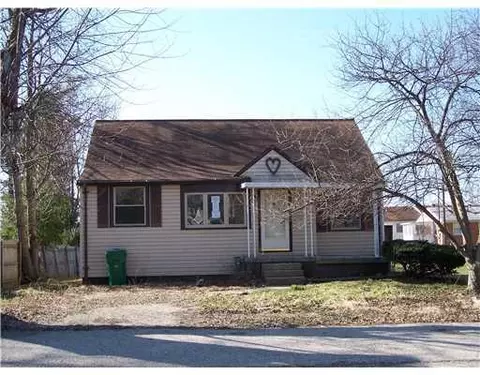 3633 Redwood, Springfield, OH 45503 photo 1