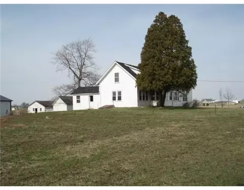 8928 C R 11, De Graff, OH 43318 photo 3