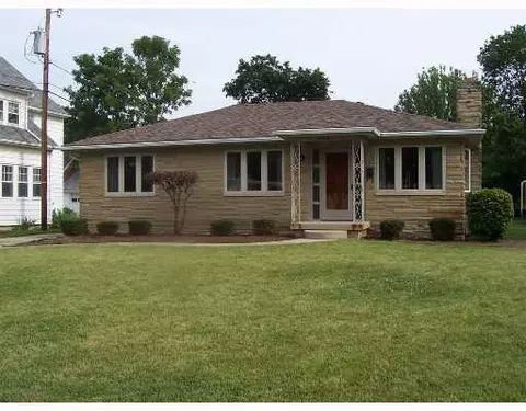 302 Dover Rd, Springfield, OH 45504 photo 1