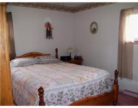 182 Meadow Ln, Springfield, OH 45505 photo 9