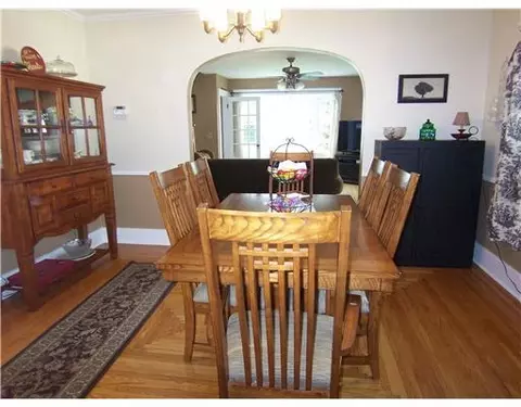 105 N Kensington, Springfield, OH 45504 photo 4