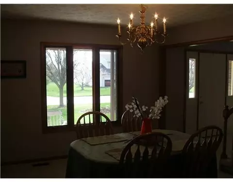 3747 Marbella, Springfield, OH 45502 photo 4